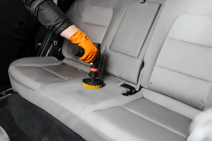 Deep interior detailing service
